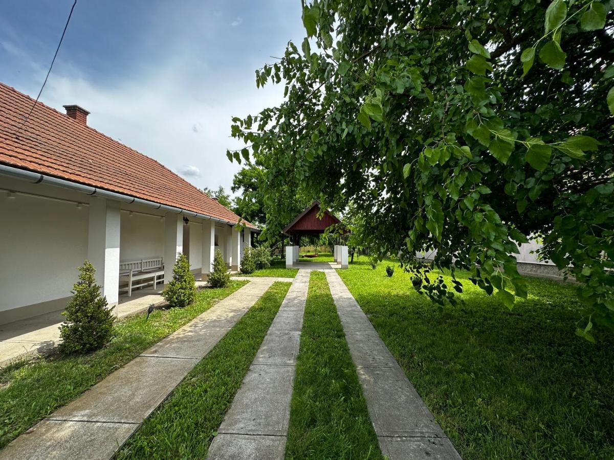 Alföldi Vendégház - Dévaványa Extérieur photo